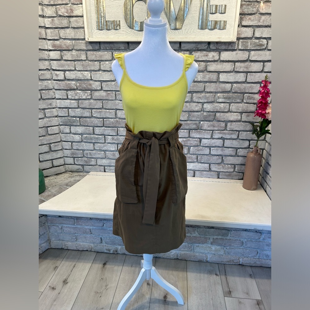H&M khaki skirt